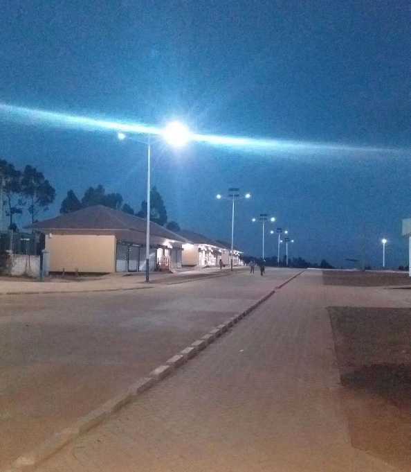 龙城区非洲科特迪瓦太阳能路灯工程
